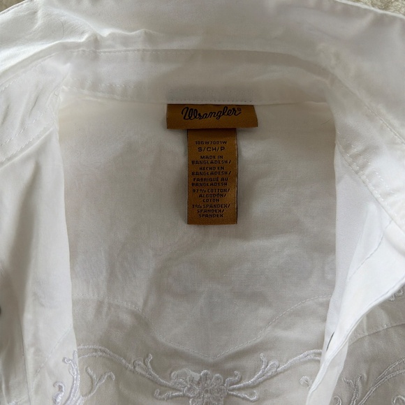 Girls wrangler shirt - Picture 2 of 4